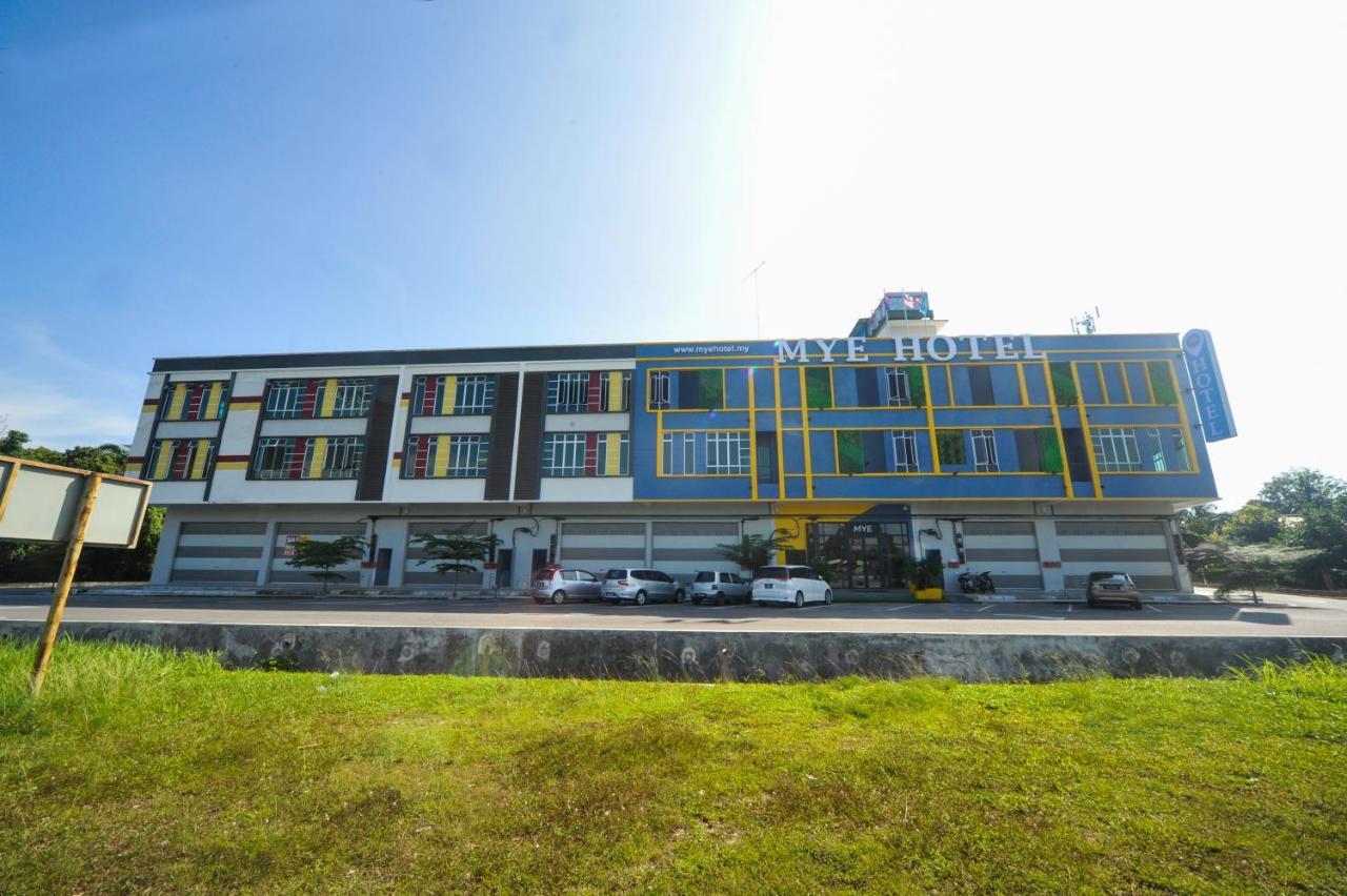 Mye Hotel Muar Exterior photo